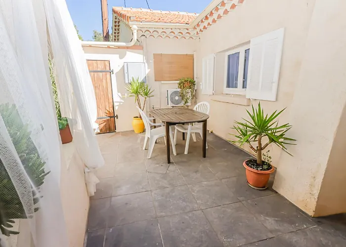 20m2 Cosy Bord De - Piscine Partagee - Parking - Bbq - Draps Inclus