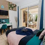 De La Nartelle- 20m2- Piscine Partagee - Parking - Bbq -calme & Detente Au Reve D'azur A Quelques Pas De La Sainte-Maxime