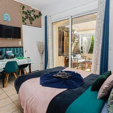 De La Nartelle- 20m2- Piscine Partagée - Parking - Bbq -calme&détente Au Rêve D'azur à Quelques Pas De La Plage- Check-in 20h Maximum Sainte-Maxime