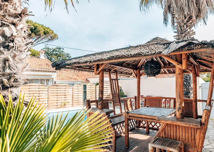 Vakantiehuis 20m2 Cosy Bord De - Piscine Partagee - Parking - Bbq - Draps Inclus *